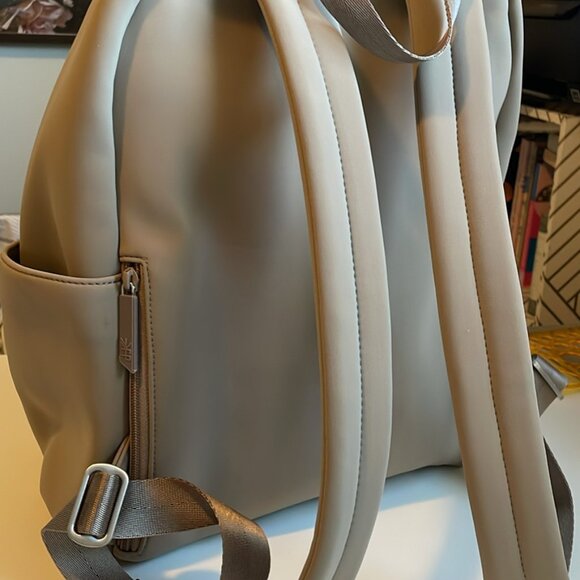 Freshly Picked Seoul Backpack in Aspen - Picture 4 of 4